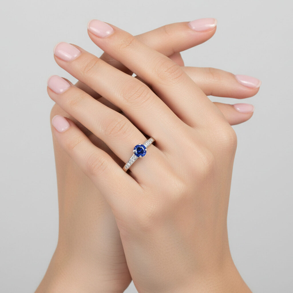 Bague Saphir et Diamants Accompagné Or Blanc 750 – Image 4